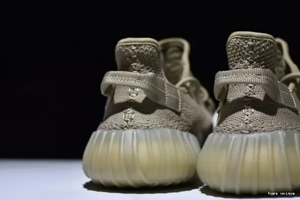 hype Boost 350 V2 Dark Green Adidas Yeezy DA9572 0325